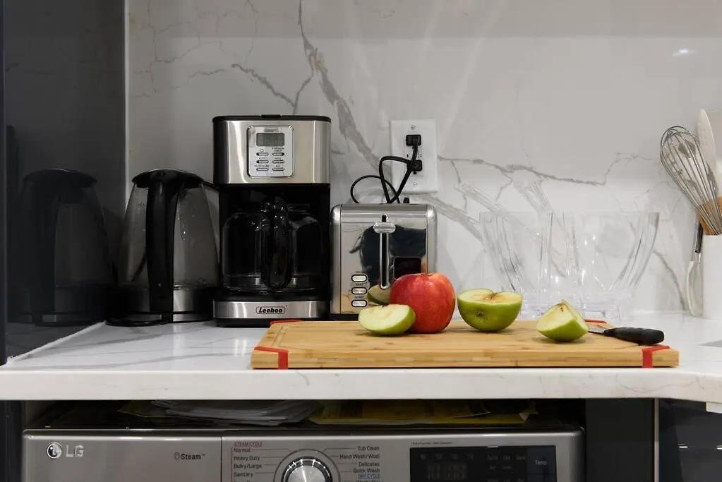 78-2B New Furnished 1Br Wd Walk To Central Park New York
